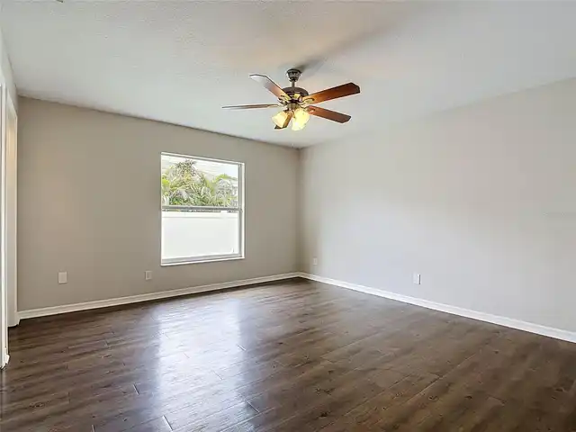 Listing Photo 29