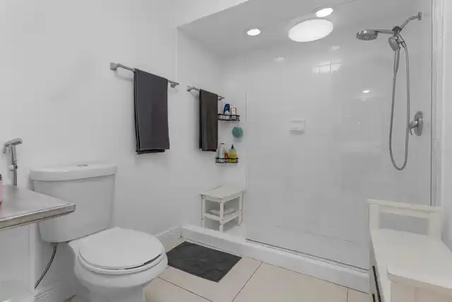 Listing Photo 24