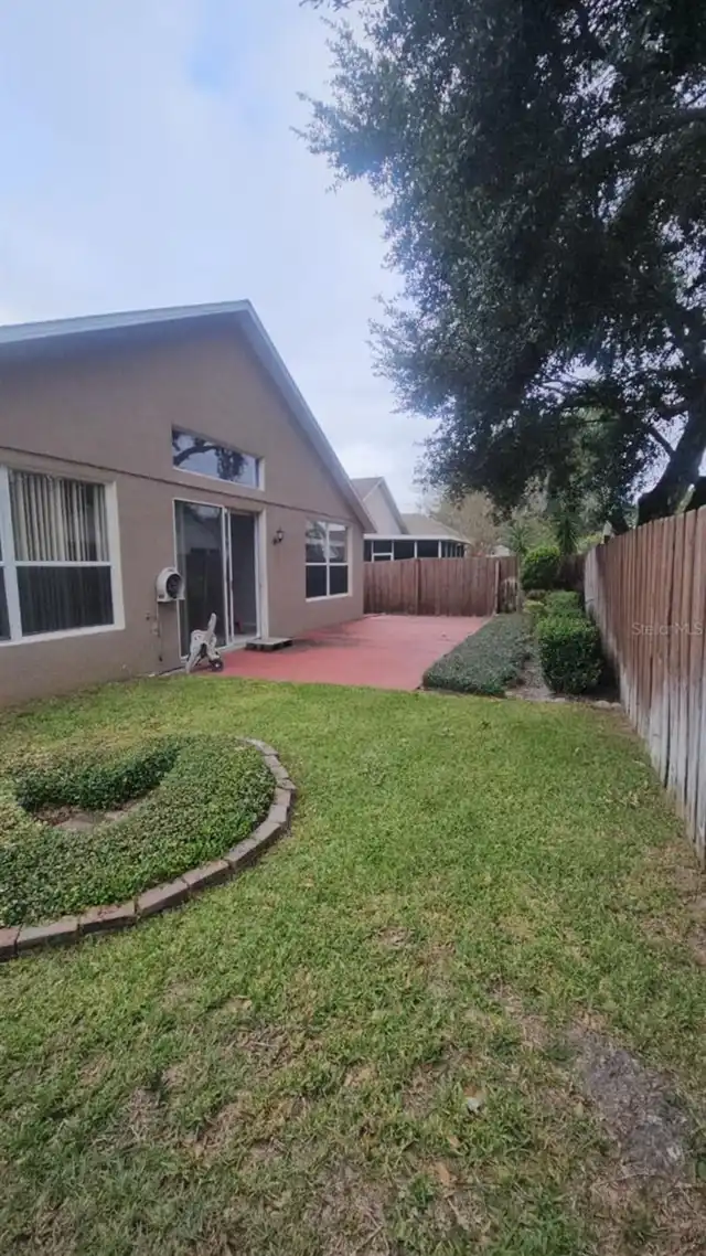 Listing Photo 17