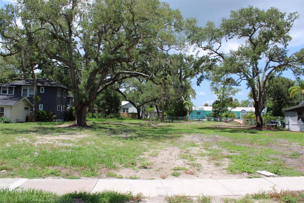 Listing Photo 32