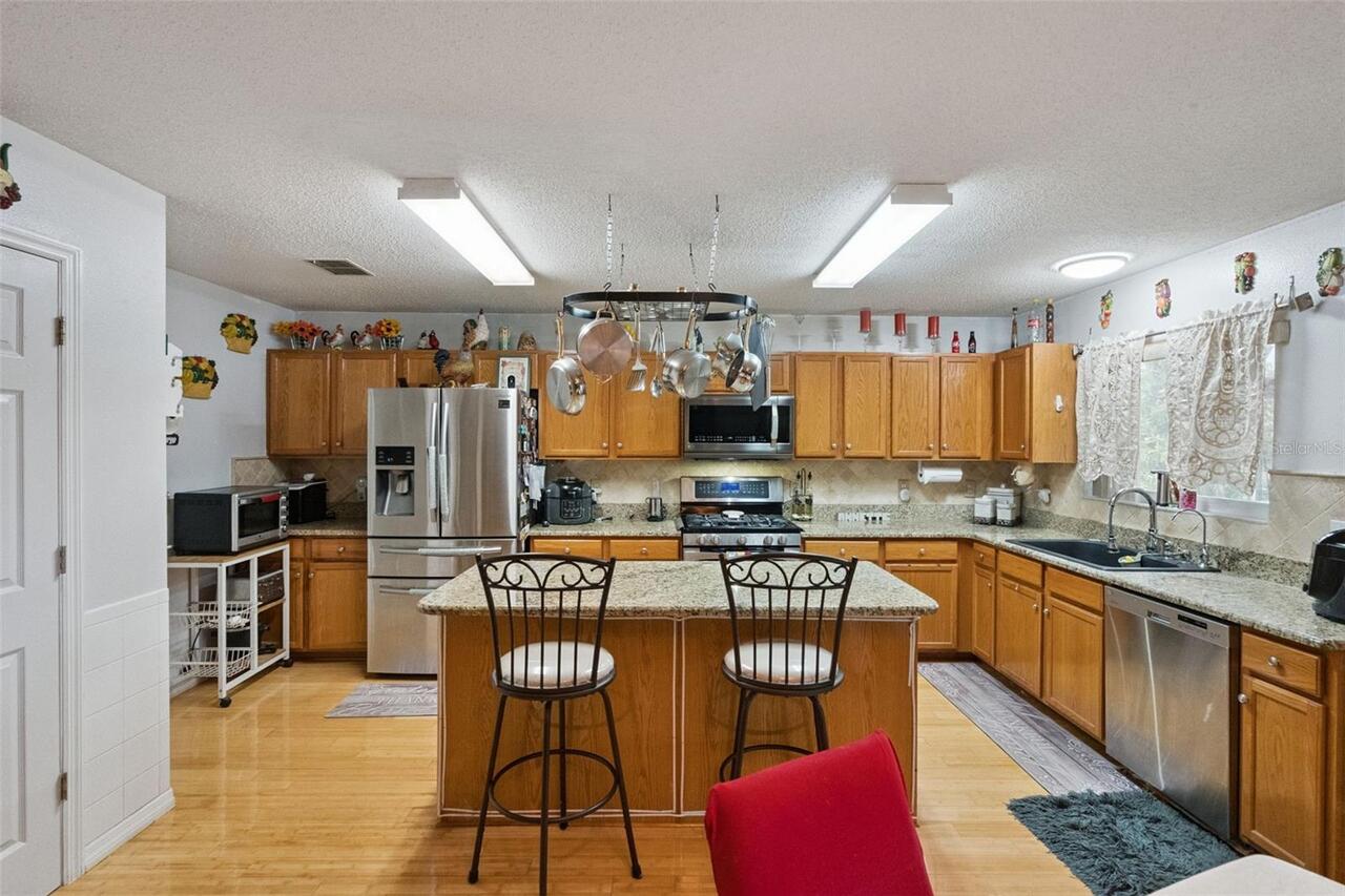 Listing Photo 18