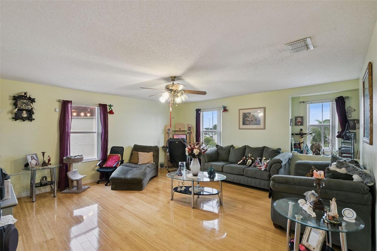 Listing Photo 26