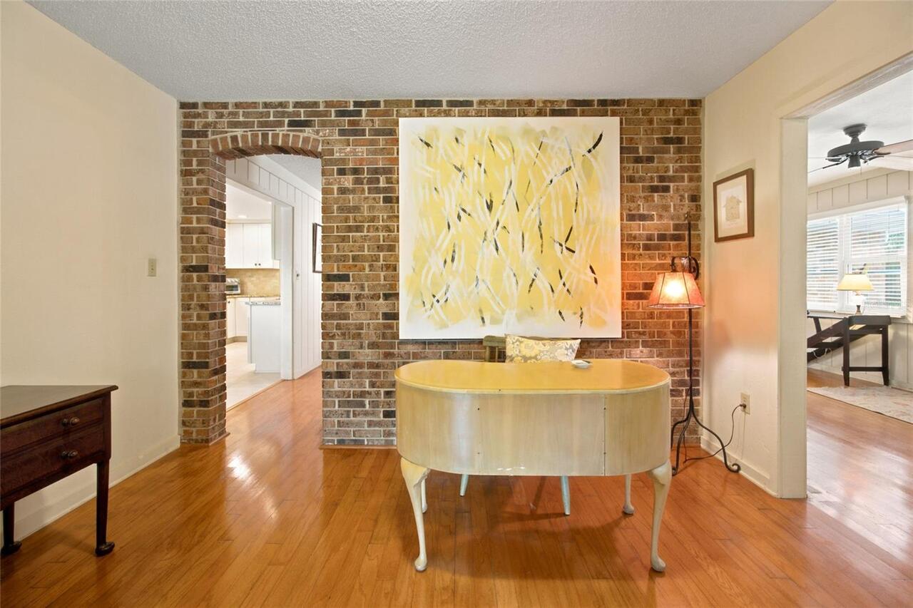 Listing Photo 19