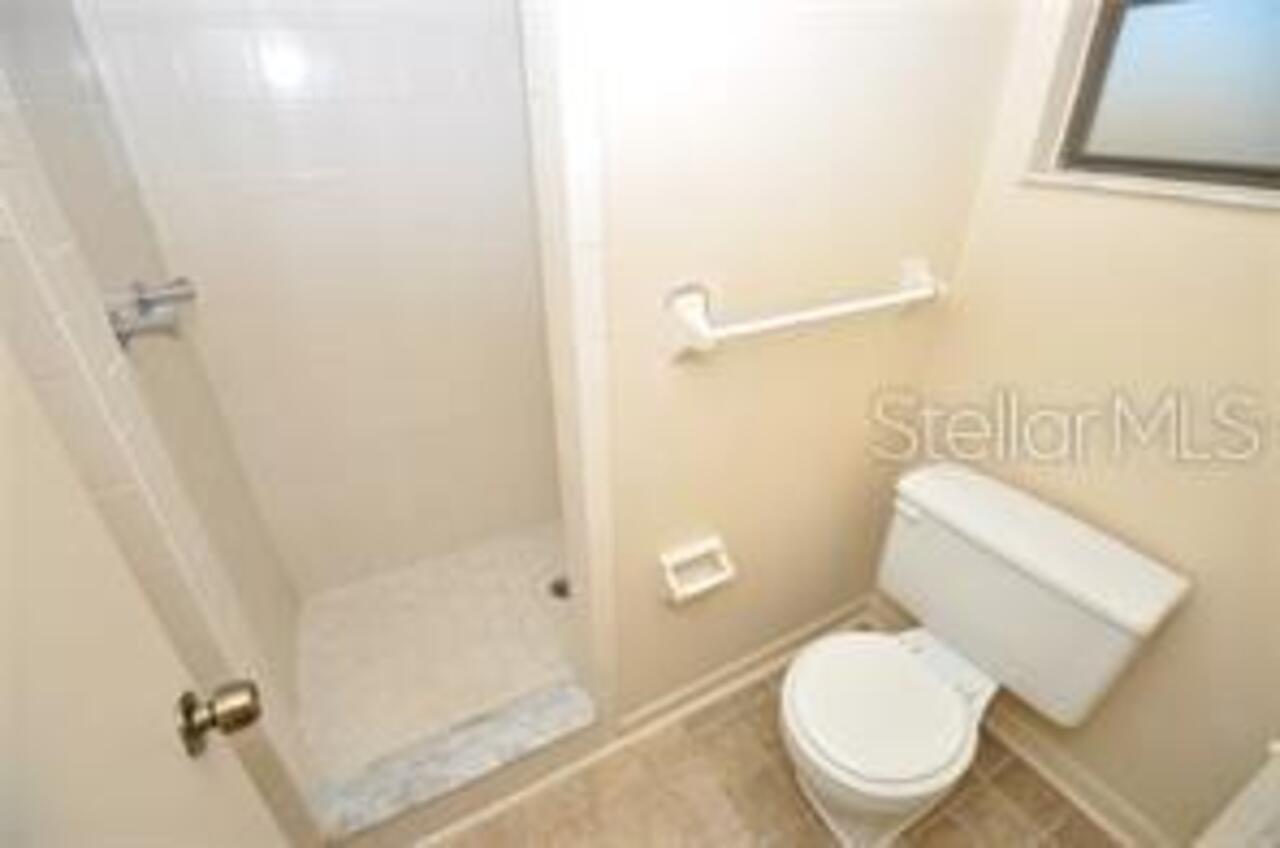 Listing Photo 14