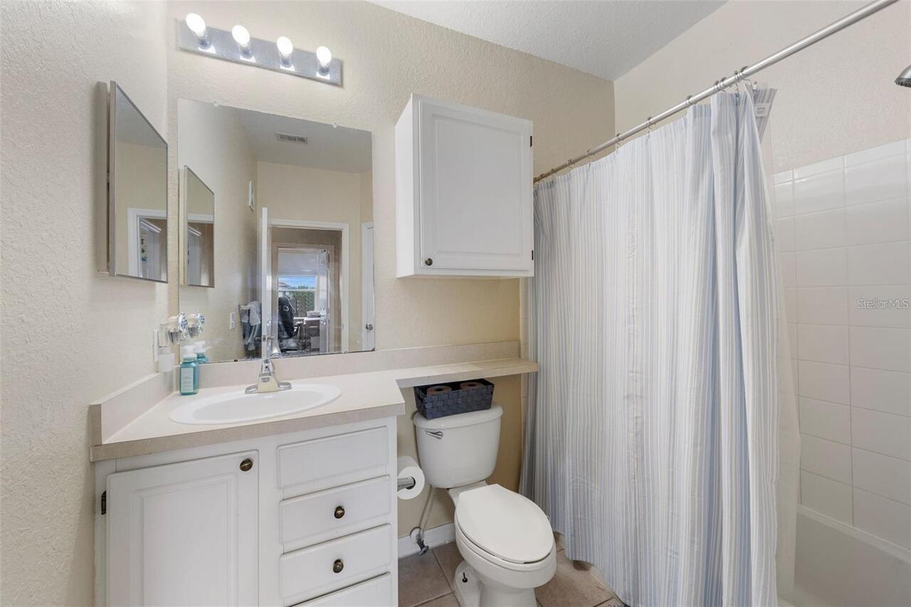 Listing Photo 14
