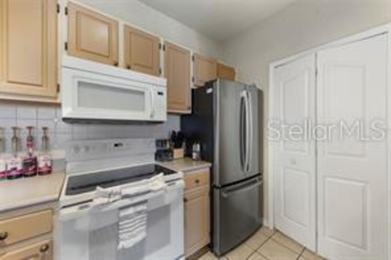 Listing Photo 9