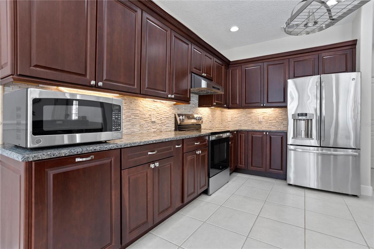 Listing Photo 16