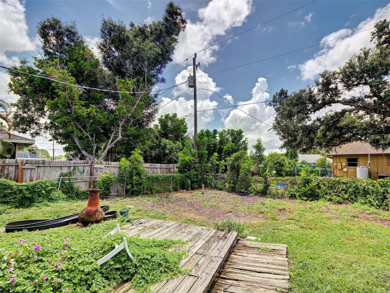Listing Photo 8