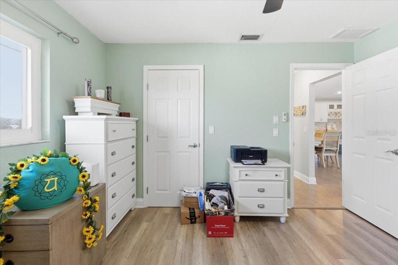 Listing Photo 32