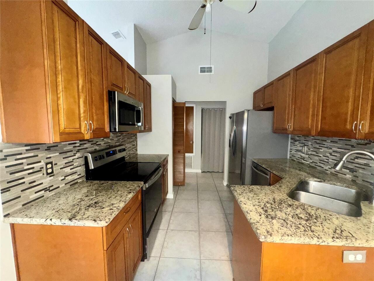 Listing Photo 7