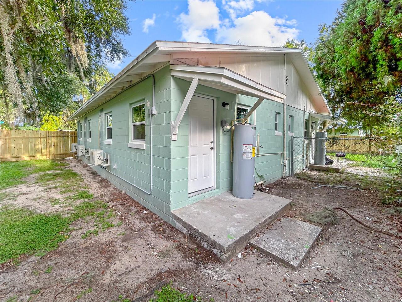 Listing Photo 12