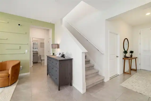 Listing Photo 25