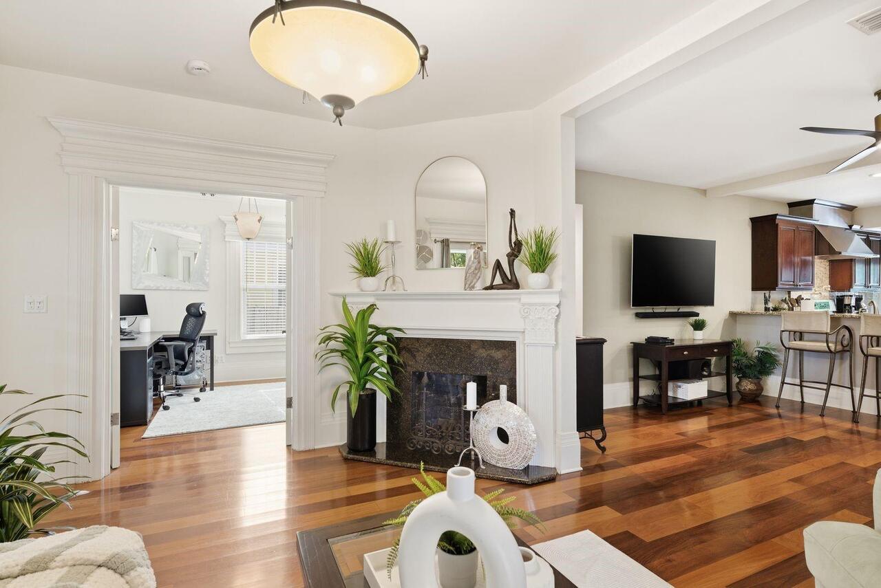 Listing Photo 15