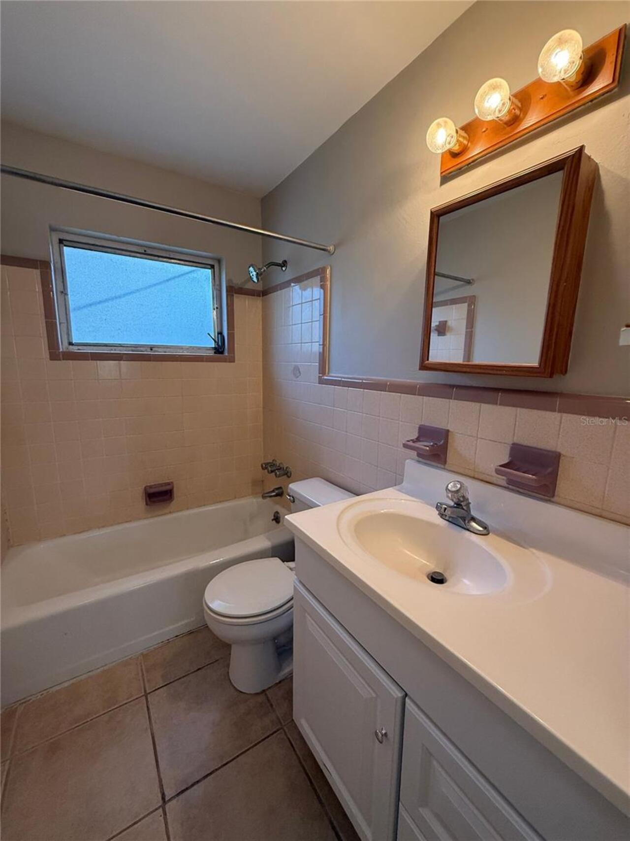 Listing Photo 13