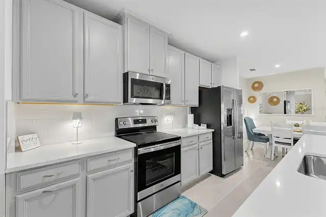 Listing Photo 25