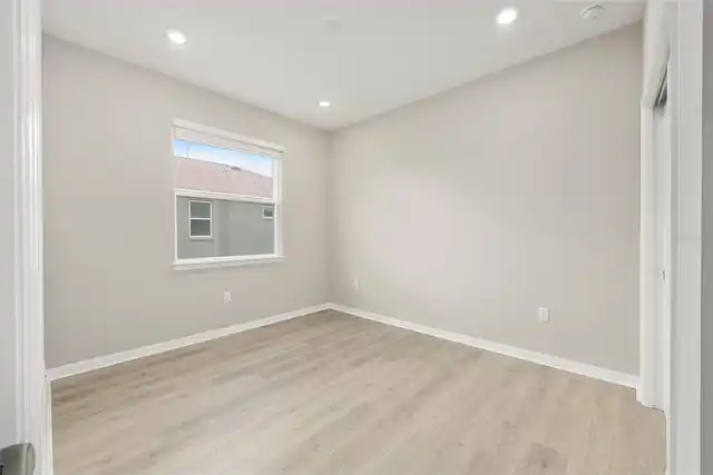 Listing Photo 29