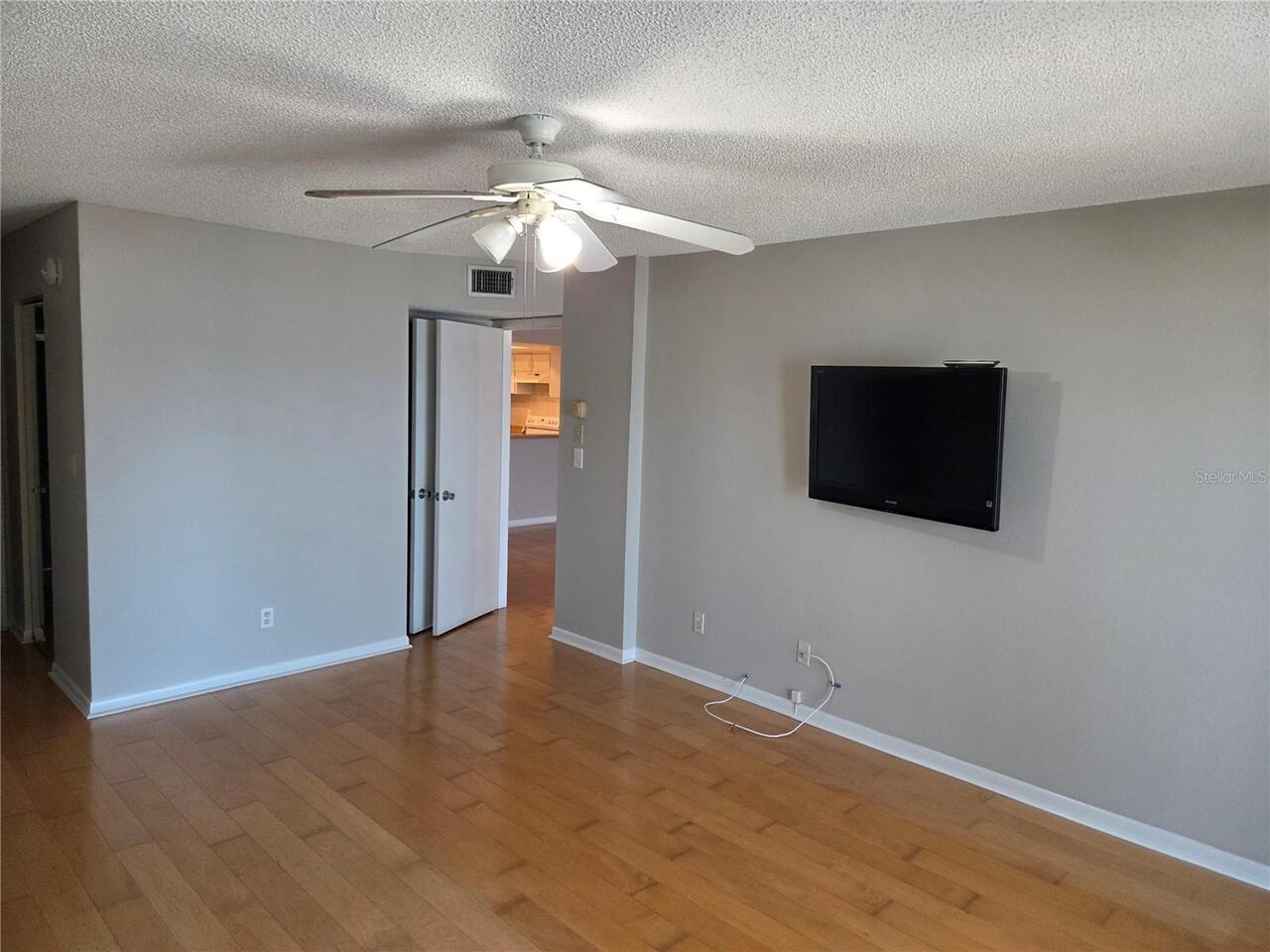 Listing Photo 24