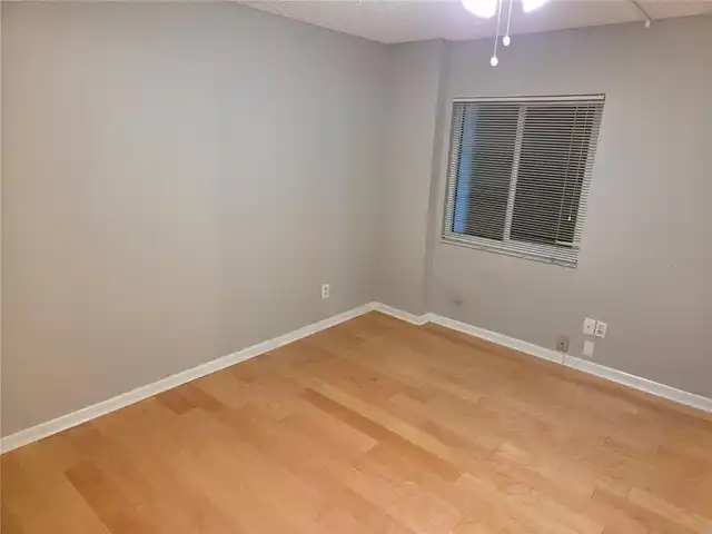Listing Photo 34