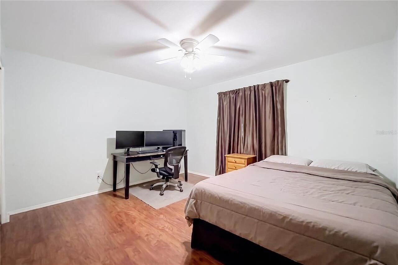 Listing Photo 15