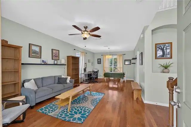 Listing Photo 6