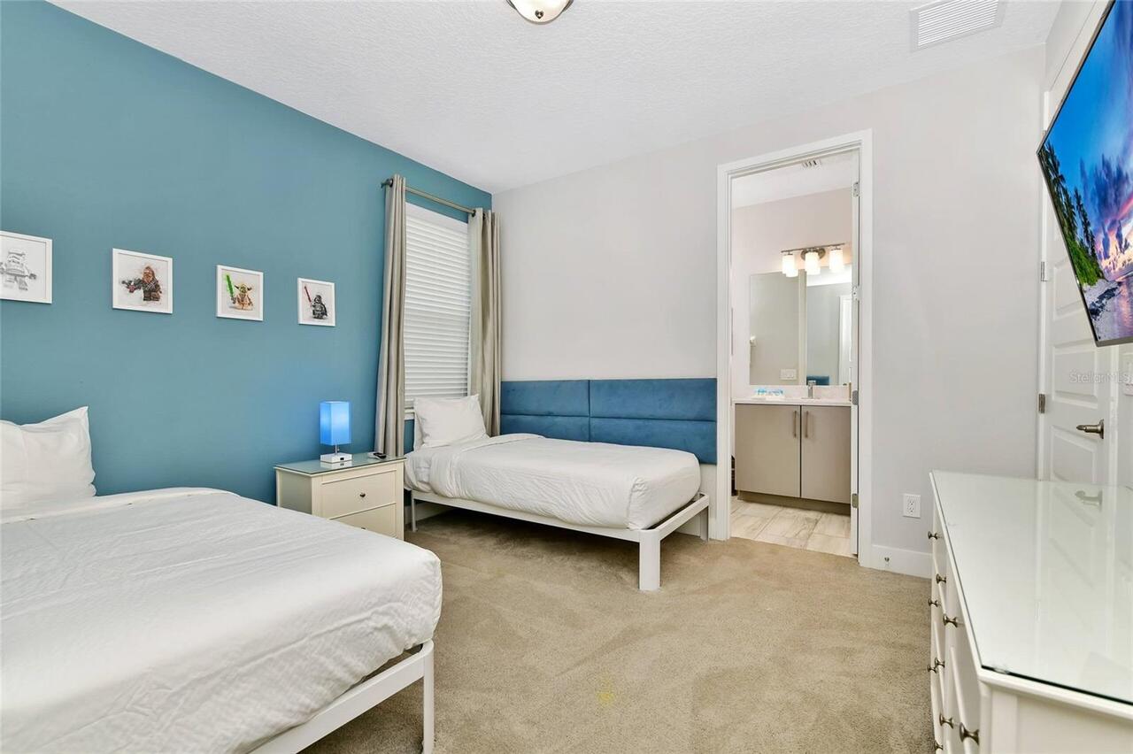 Listing Photo 20