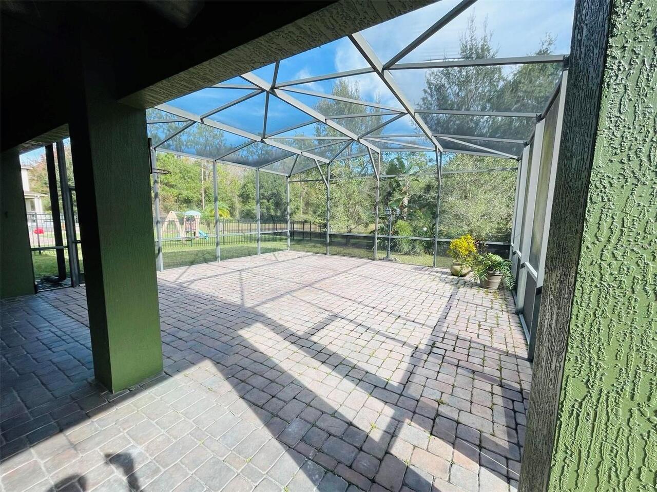 Listing Photo 21