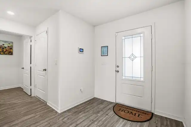 Listing Photo 8