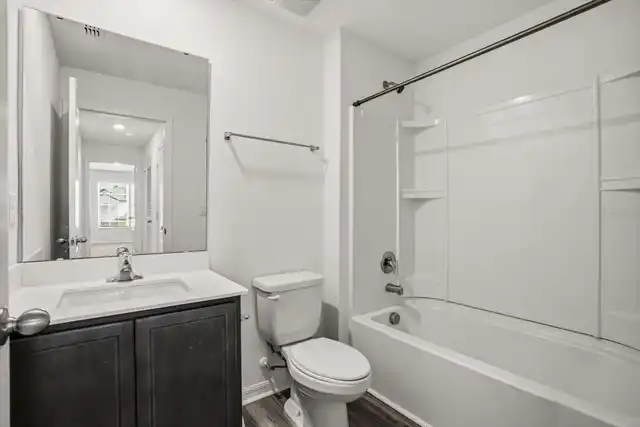 Listing Photo 18