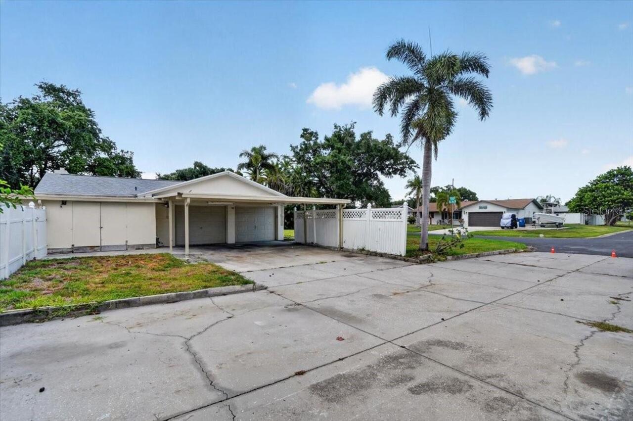 Listing Photo 6