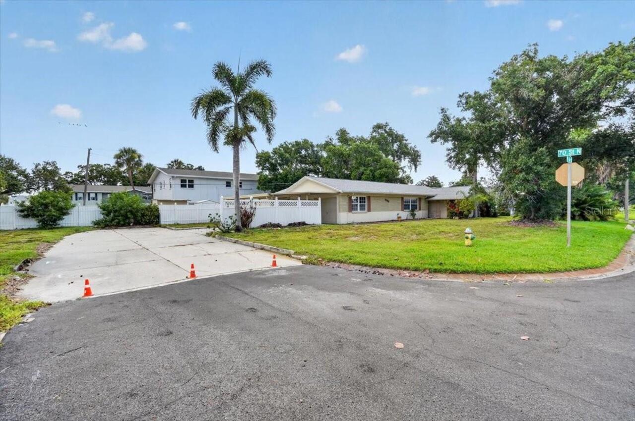 Listing Photo 25