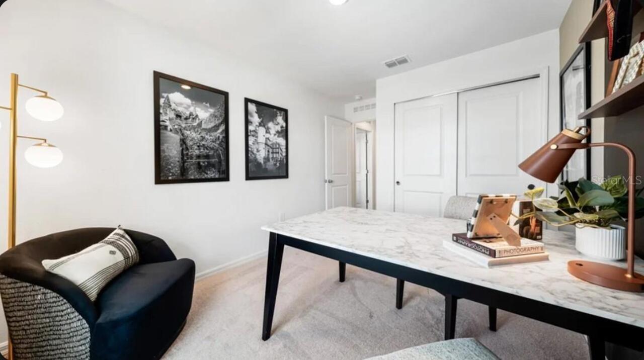 Listing Photo 12