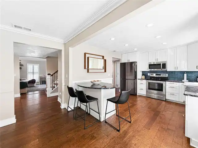 Listing Photo 15