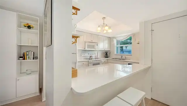 Listing Photo 18