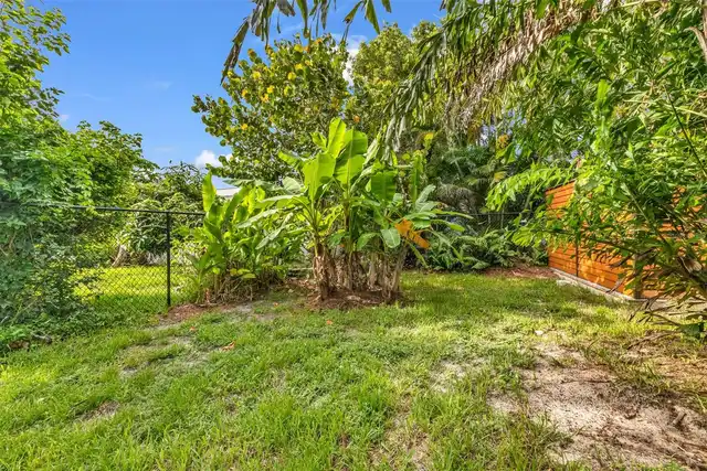 Listing Photo 37
