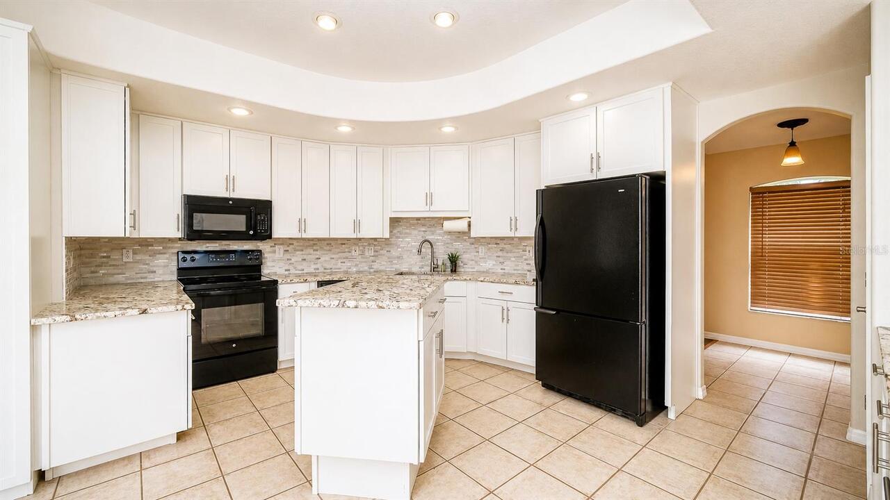 Listing Photo 9