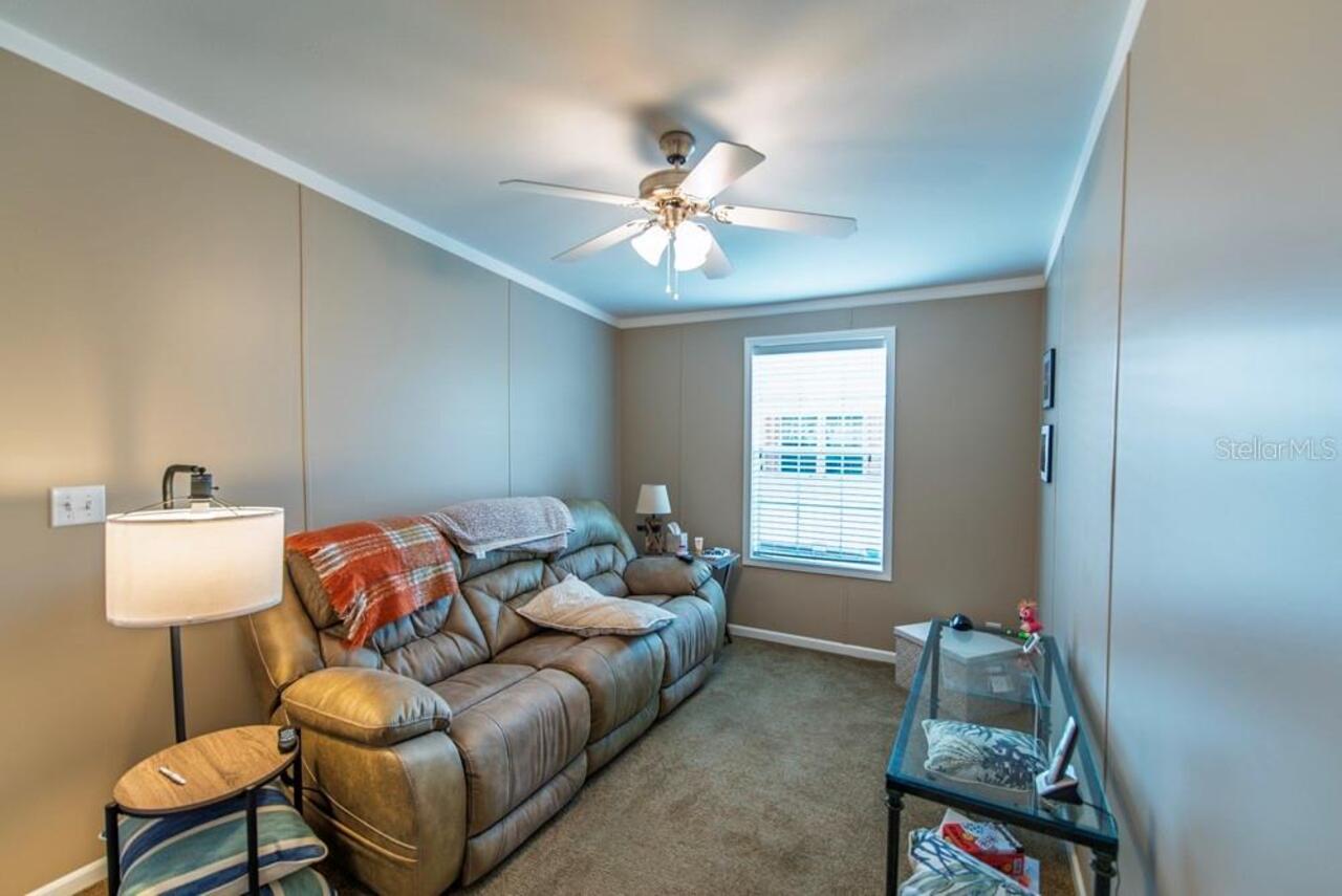 Listing Photo 17