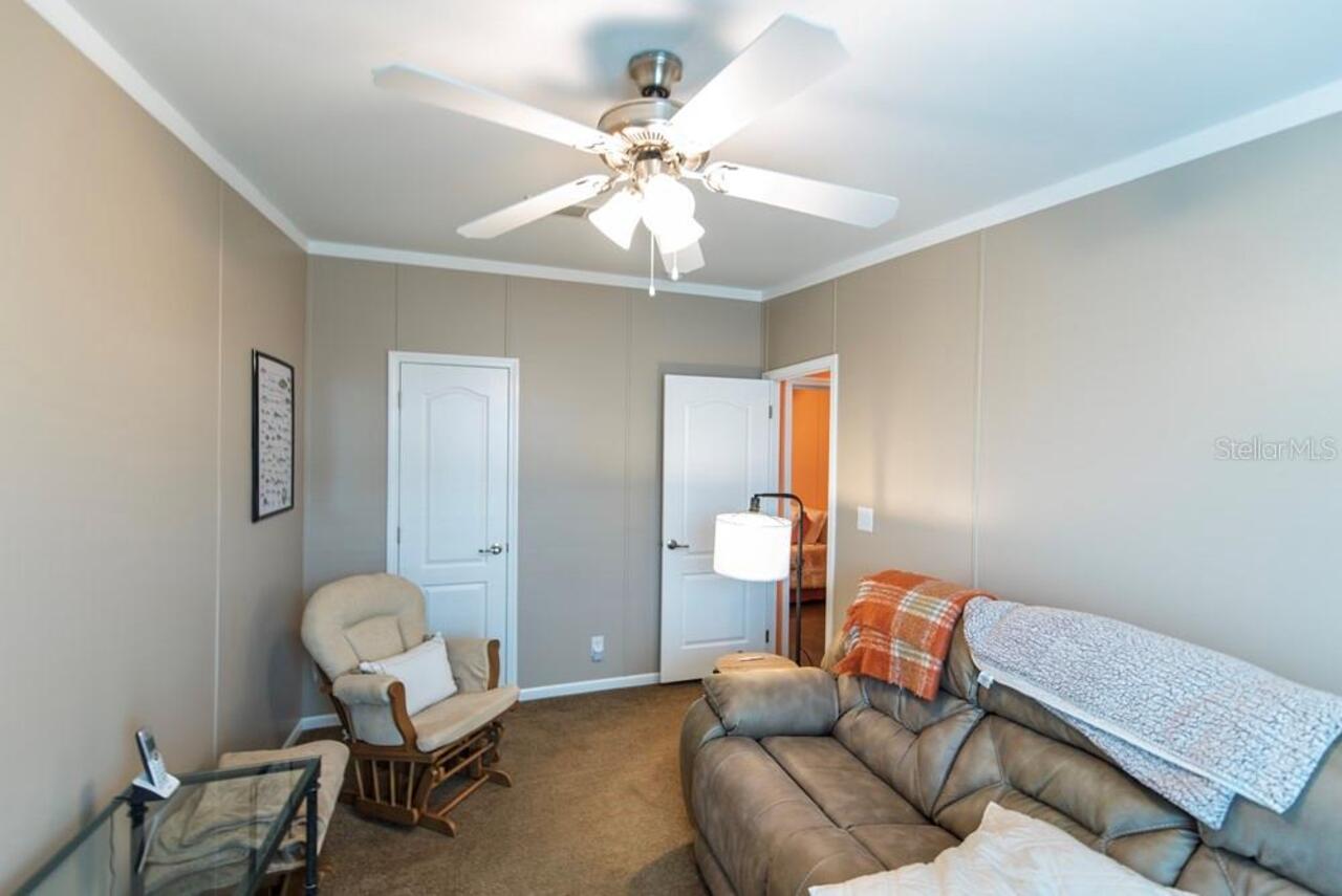 Listing Photo 18