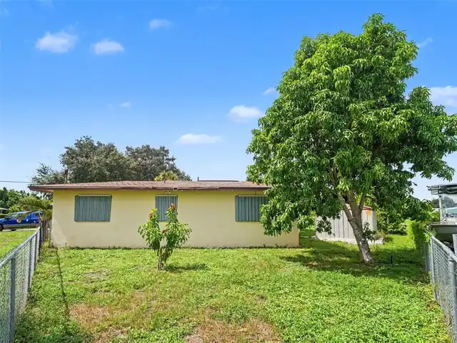 Listing Photo 23