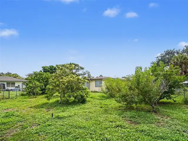 Listing Photo 24