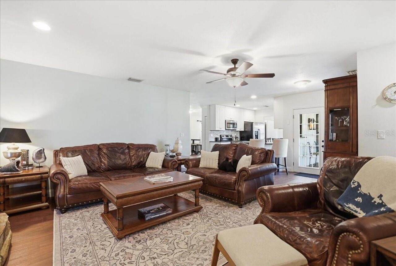 Listing Photo 17