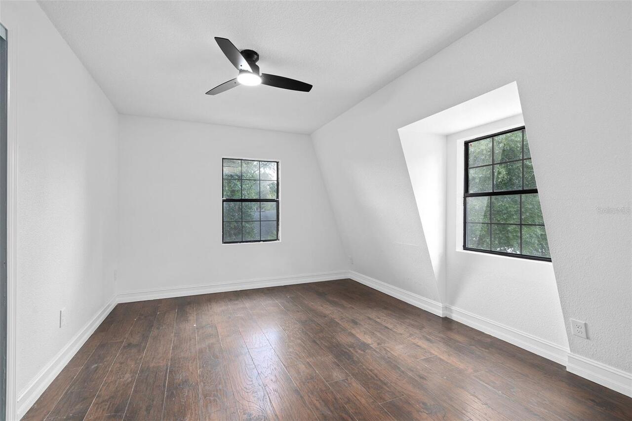 Listing Photo 32