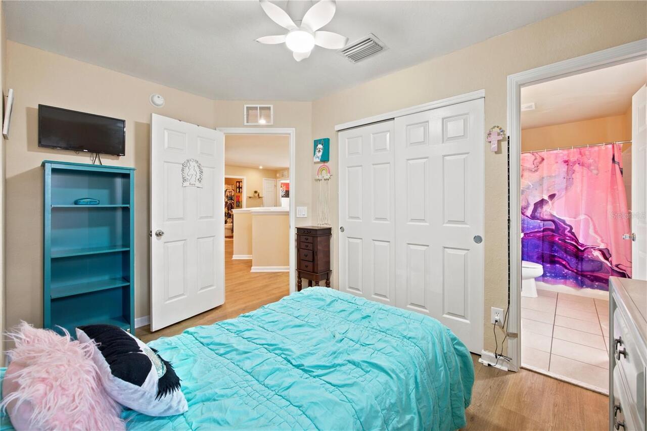 Listing Photo 34