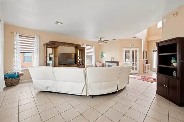 Listing Photo 17