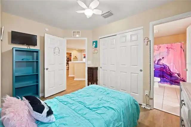 Listing Photo 34