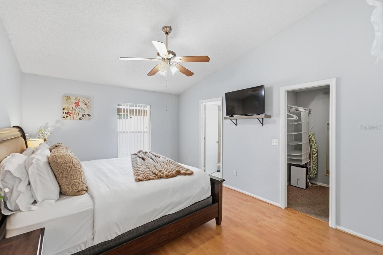 Listing Photo 14