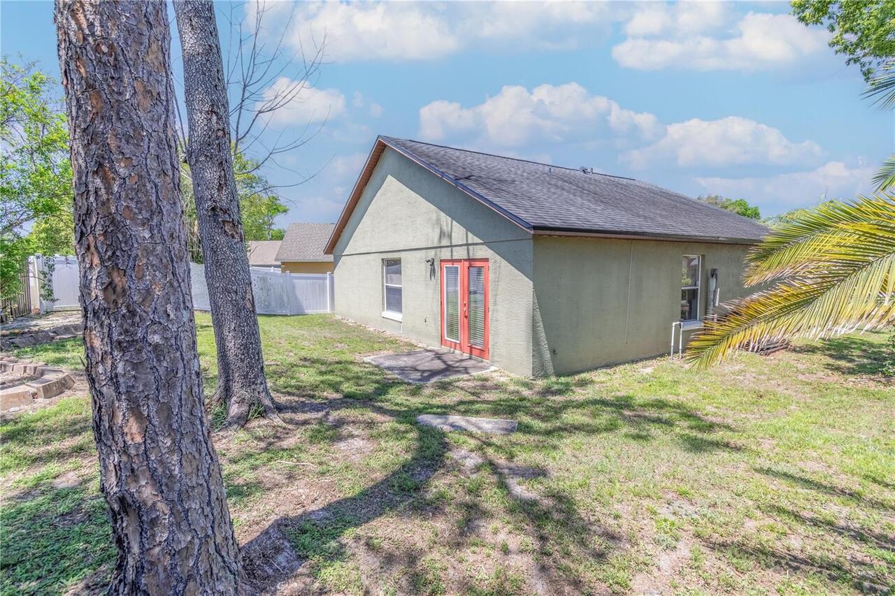 Listing Photo 17