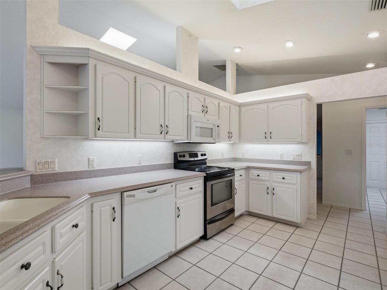 Listing Photo 32