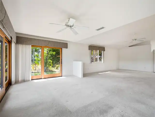Listing Photo 26