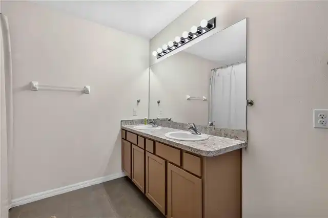 Listing Photo 26