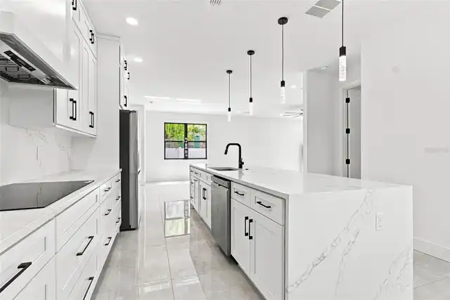 Listing Photo 20